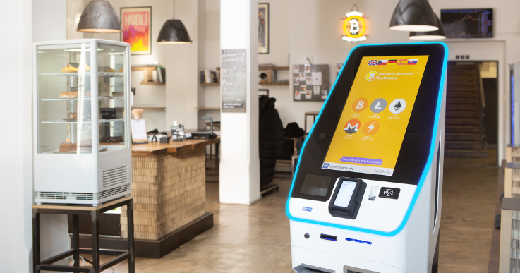 암호화폐 ATM, 업계 충격 이후 회복세… 사상 최고치 접근 중 / 셔터스톡