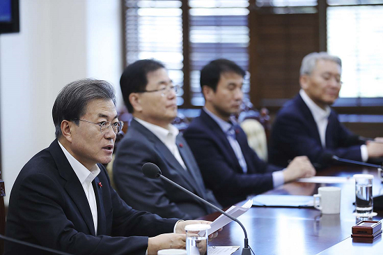 靑, "가상화폐 관련 상황 엄중 인식…대책 마련할 것"