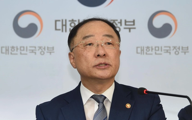 홍남기 부총리 "암호화폐 과세 방안 7월에 발표하겠다"
