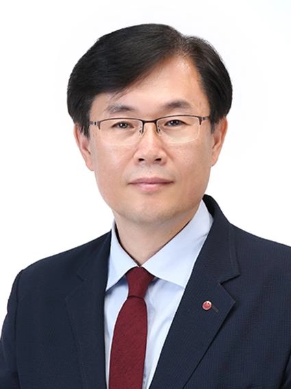 구한모 LG이노텍 전무, 제 49회 상공의 날 '대통령 표창' 수상