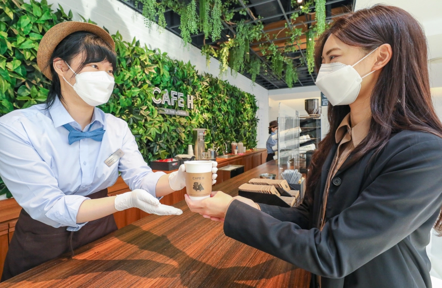 현대백화점,'착한 종이컵' 도입...친환경 경영 실전
