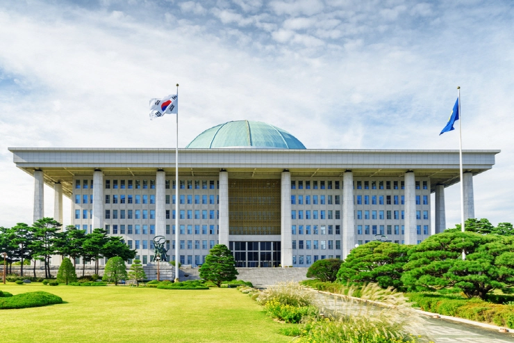 금융투자소득세 2025년 도입...2년 유예 합의