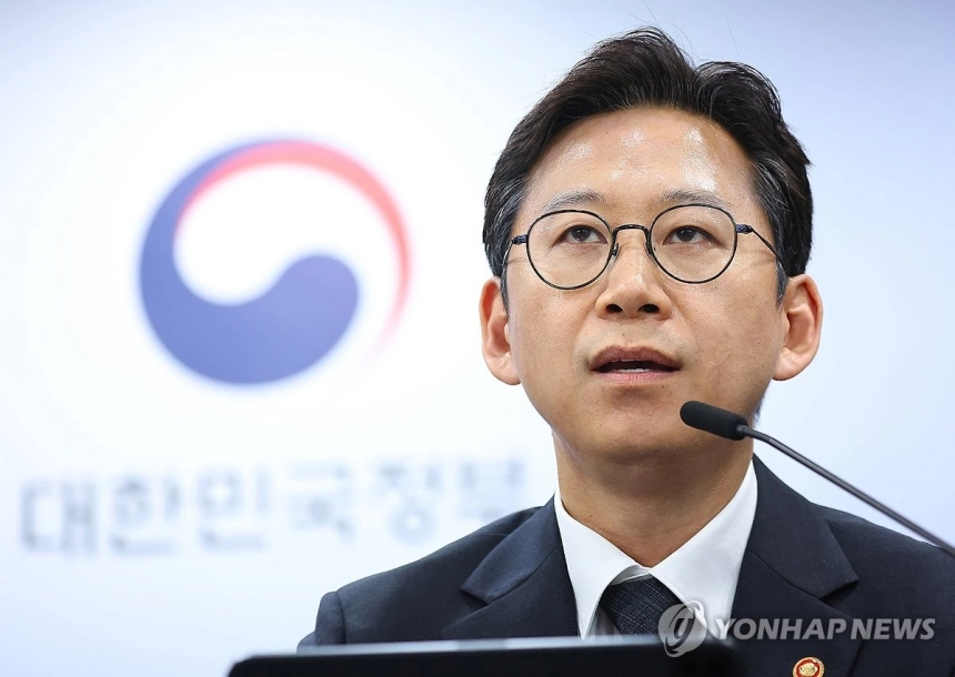 GPU 5만 장 쏟아붓는 정부… 'AI 고속도로'로 세계 3대 강국 노린다 / 연합뉴스