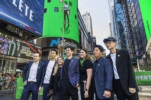 네이버, 디즈니 손잡고 웹툰 세계화 박차…주가 2.4%↑ / 연합뉴스