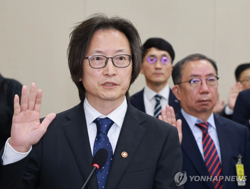 MS AI 챗봇 '코파일럿' 윈도 탑재에 공정위 칼 빼들었다 / 연합뉴스