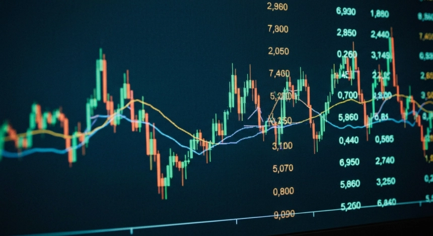 XRP, 러셀2000 ‘V자 반등’ 패턴 닮았나…ABC 조정 끝자락 주목 / TokenPost.ai