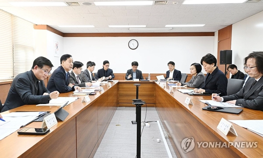 정부, 고유가 대비 위한 다각적 경제 대응 전략 가동 / 연합뉴스