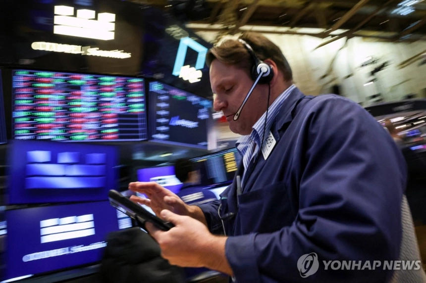 AI 산업 우려 속 뉴욕증시 하락, 중동 불안도 영향 / 연합뉴스