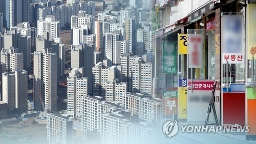 서울 아파트 전세시장 매물 급감… 월세 전환 가속 / 연합뉴스
