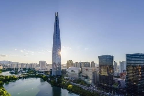 롯데그룹, 비핵심 자산 매각으로 신사업 투자 박차 / 연합뉴스
