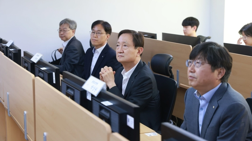 금감원, 금융권 모의해킹 훈련 확대...사이버 보안 강화 속도 / 연합뉴스